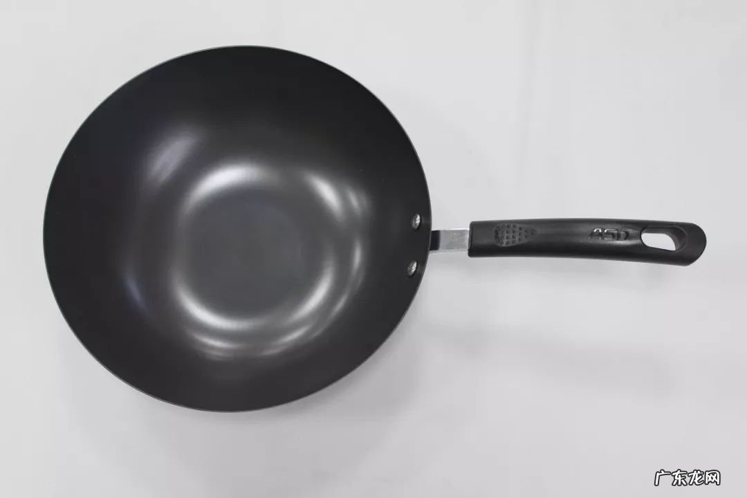 16款铁锅权威测试结果 苏泊尔炒锅怎么样