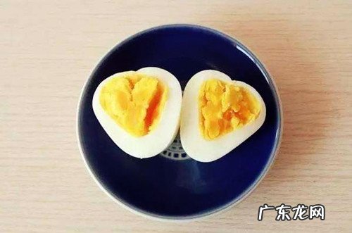 用小泡蛋黄给小狗吃后拉肚子，应该怎么办