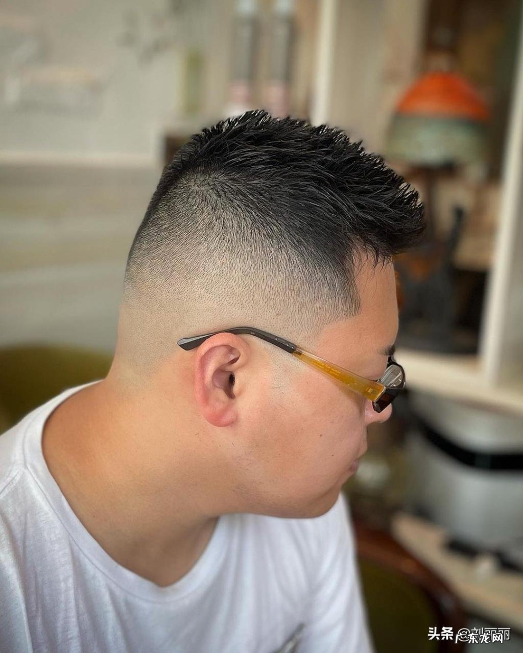 6款人气极高男士发型  男士留什么发型好看