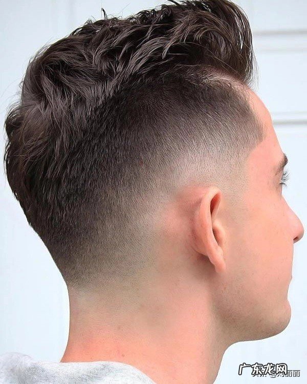 6款人气极高男士发型  男士留什么发型好看