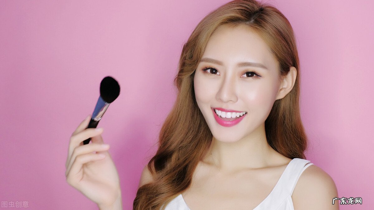 婚礼跟妆师怎么安排?在哪里找?