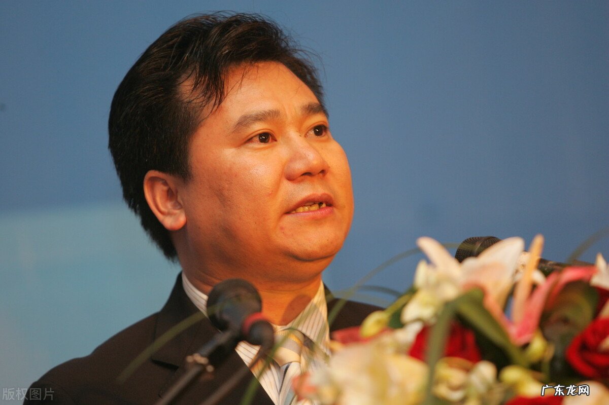 京东vs苏宁，究竟谁更胜一筹？