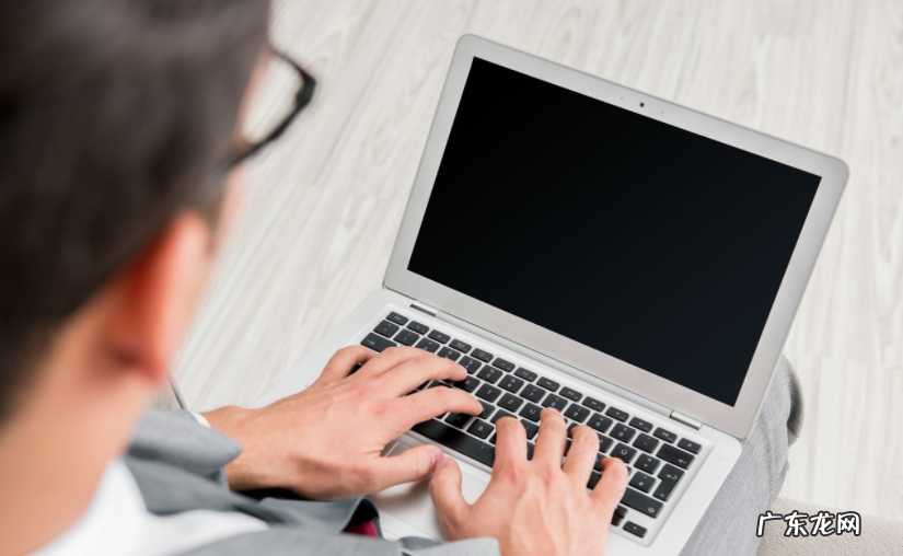 电脑族护肤小技巧 每天面对电脑怎么保养皮肤