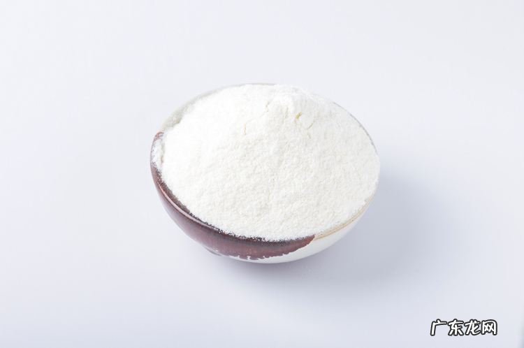 小狗排尿不畅按摩方法