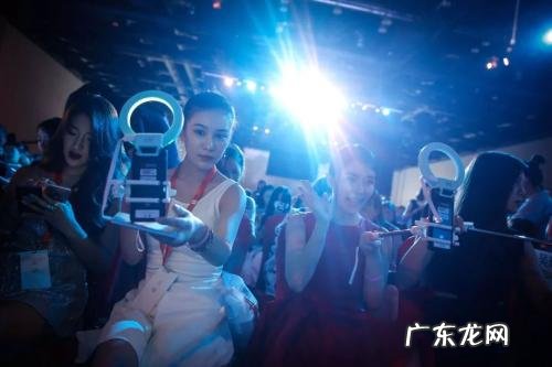 淘宝直播看不到弹幕是咋回事？直播技巧有哪些？