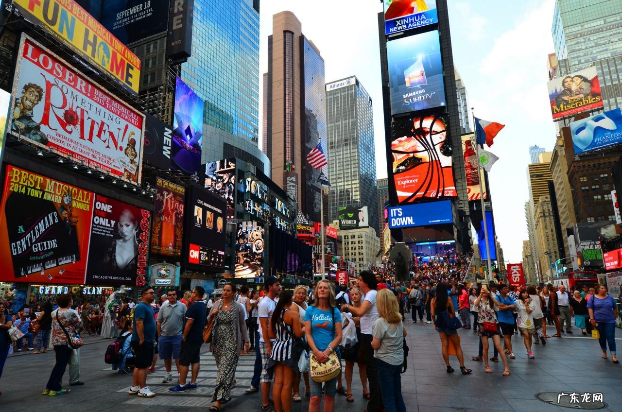 黄峥之前是干什么的？为什么能成功？