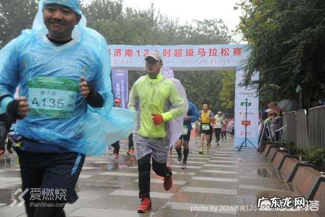 想跑步锻炼身体,一天中什么时间跑步最合适?