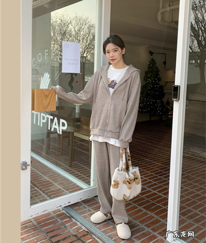 什么叫卫衣,有什么特点呢?