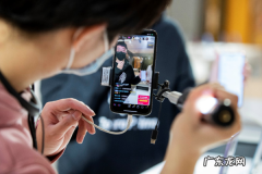 抖音带货达人 抖音明星直播带货是正品吗？直播有什么技巧？抖音带货佣金比例