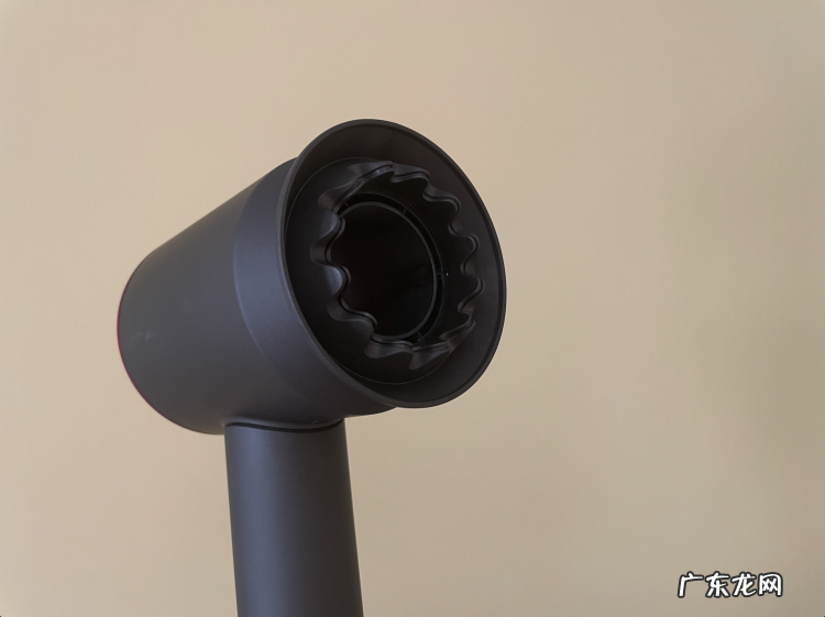 戴森防飞翘风嘴功能测评 戴森吹风机真的好用吗