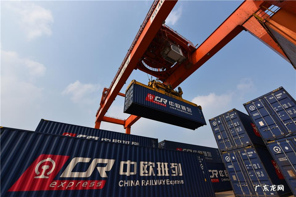 德邦快递怎么样?是上门取件吗?