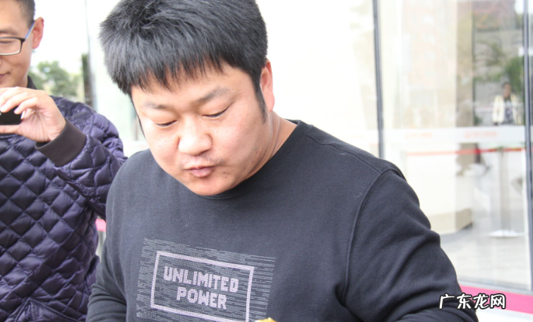 石榴哥金国伟成名经历 丽江石榴哥怎么样了