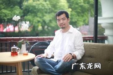 鬼脚七曾出家81天行走两千多里路，他现在过的怎么样？