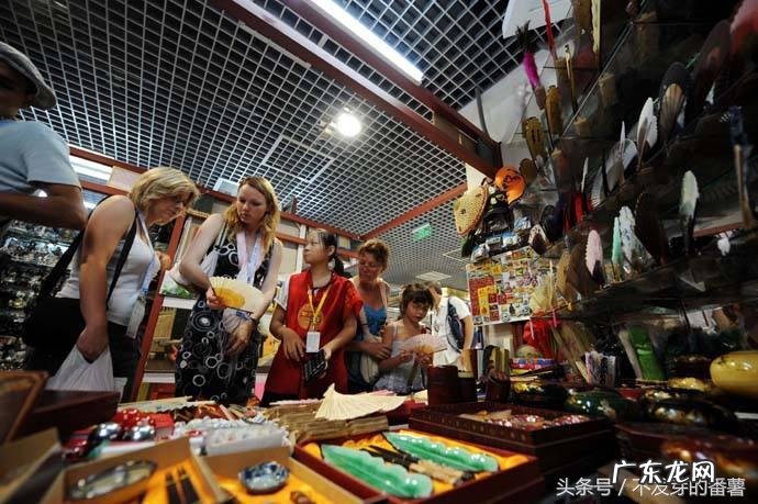 秀水街服装批发市场现状 北京秀水街值得去吗