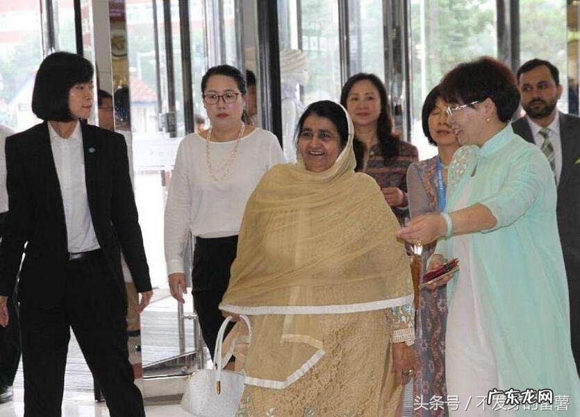 秀水街服装批发市场现状 北京秀水街值得去吗