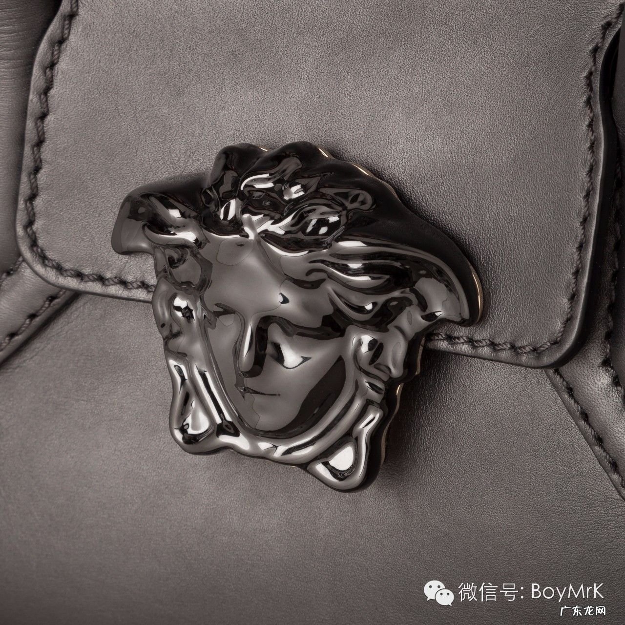 范思哲手袋实物测评 范思哲女包怎么样