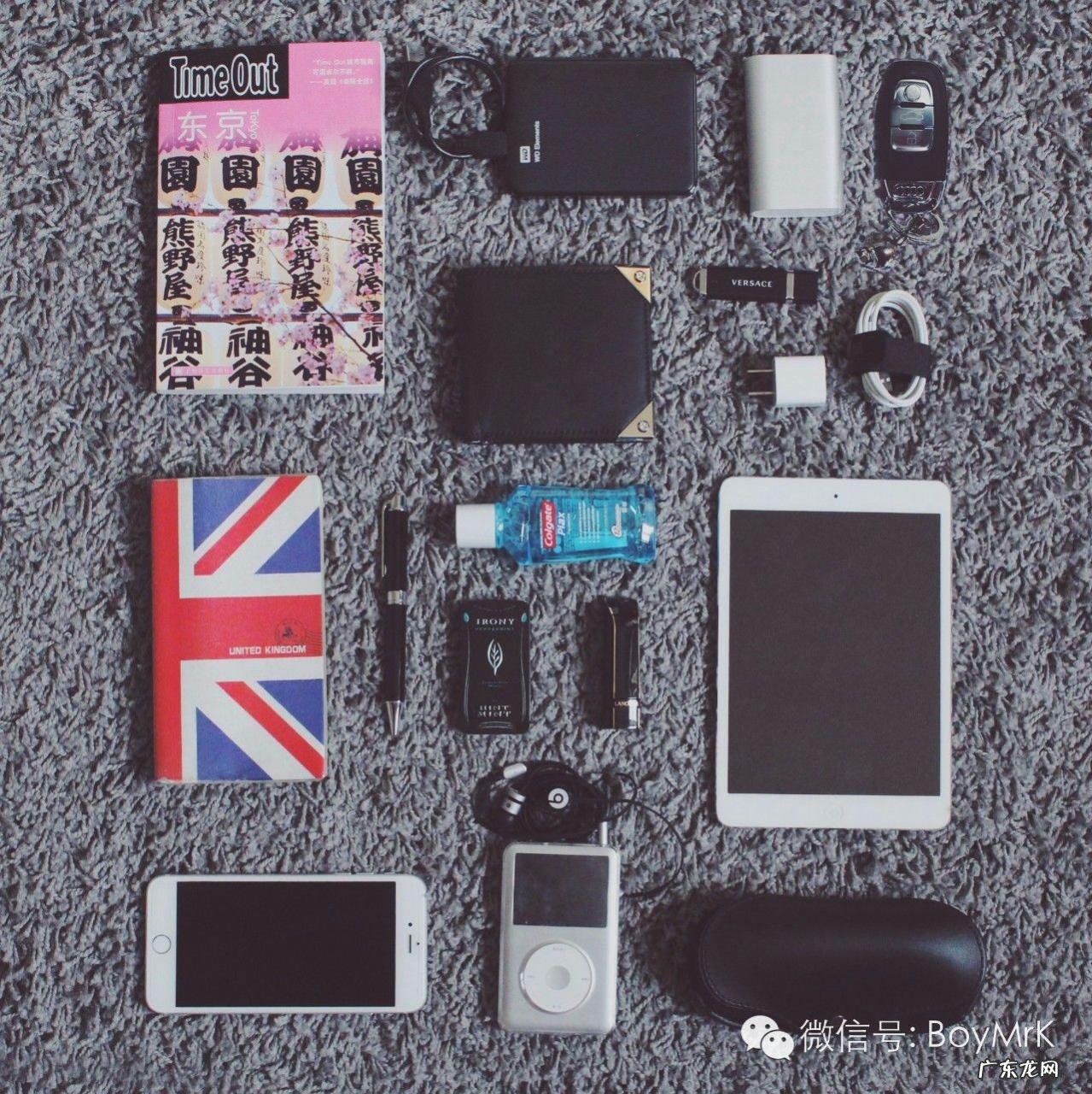 范思哲手袋实物测评 范思哲女包怎么样