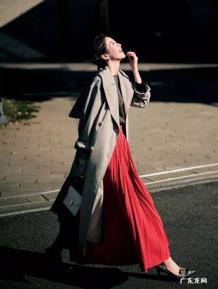 一件风衣的4种搭法 风衣怎么搭配好看