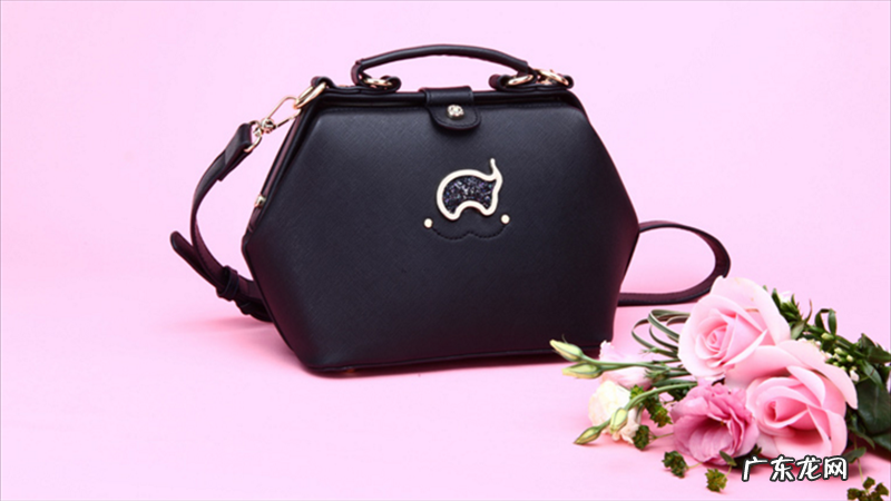 适合学生党的包包店 花心小铺的包包好不好