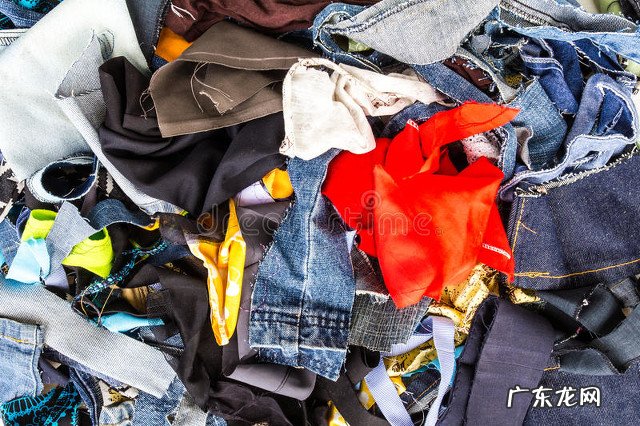 旧衣服回收的赚钱模式 库存衣服回收价格是多少