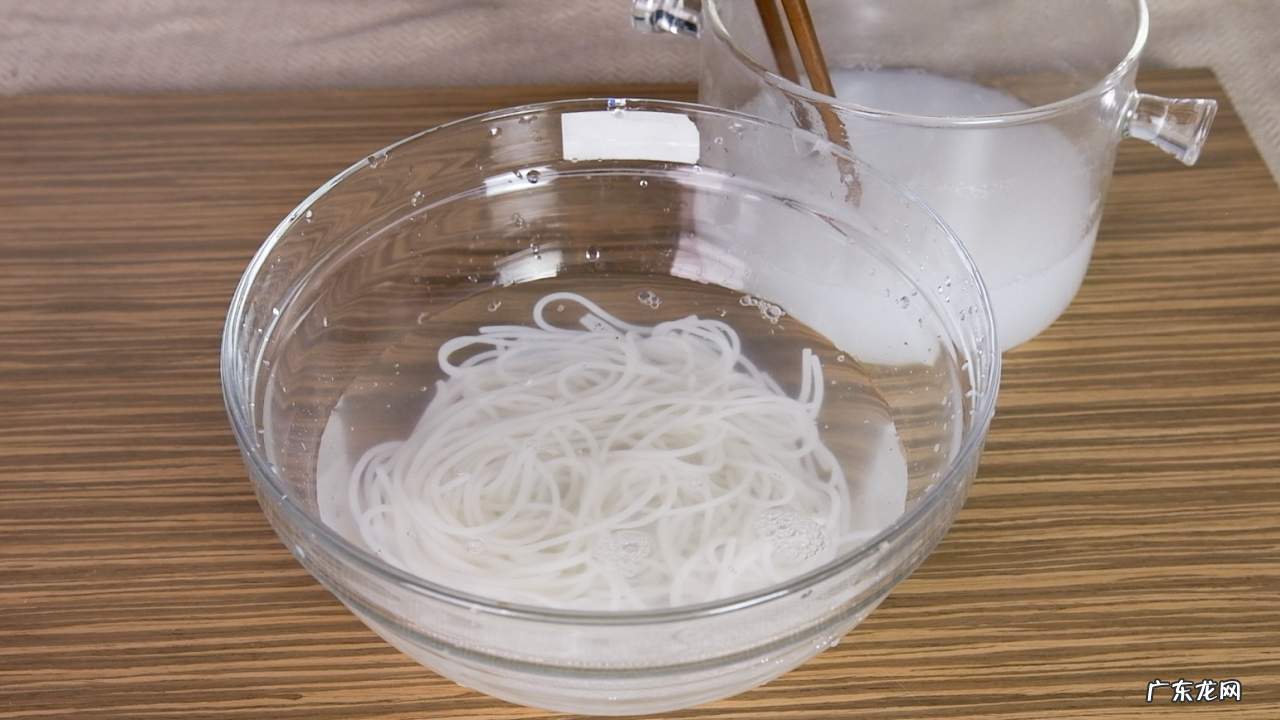 李子柒螺蛳粉好吃吗?怎么煮?