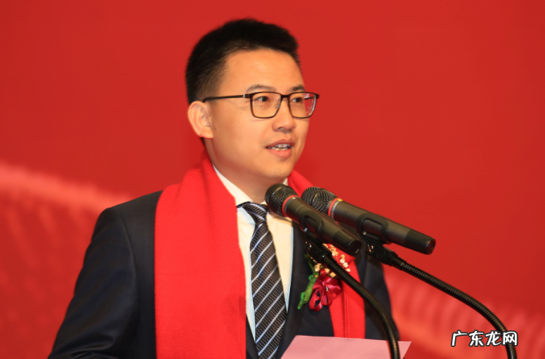 御泥坊董事长戴跃锋背后的成名经历！