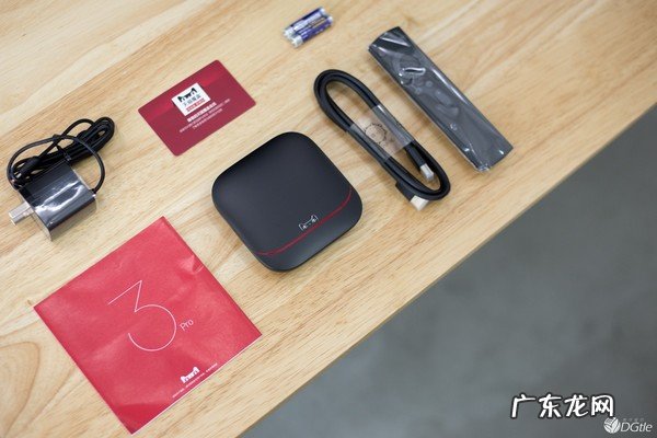 沉浸式开箱测评体验 天猫魔盒 3 Pro M16S