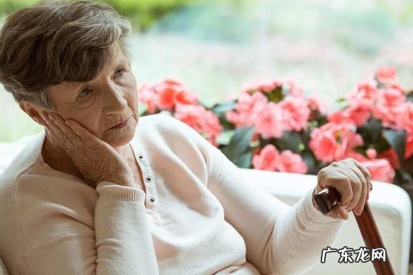 老年人失眠容易得痴呆吗 失眠发展老年痴呆会伤什么脏器