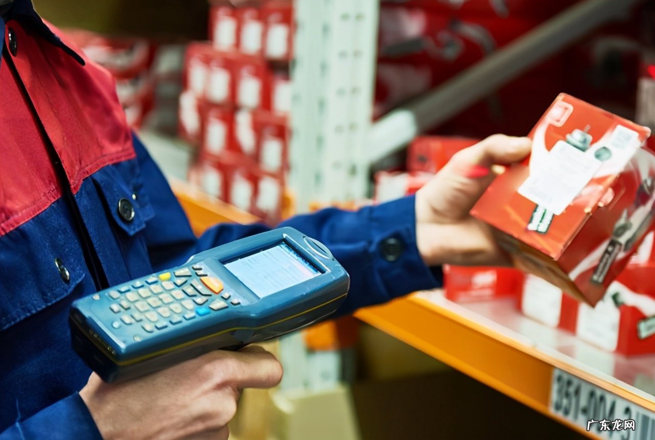 农村快递乱收费投诉渠道 快递代收点收费合法吗