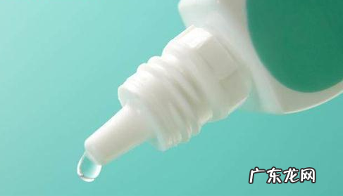 法斗耳屎是哪些的,法斗耳屎黑发出臭味一切正常吗