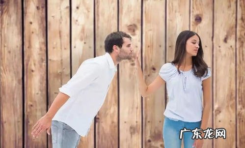 形容夫妻感情好的唯美句子 【抖音文案】夫妻感情好的唯美句子