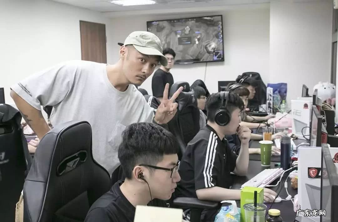 潮流男生搭配技巧 男生怎么穿搭衣服好看