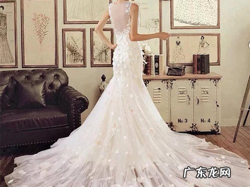 形容婚礼场面隆重的句子 【抖音文案】形容婚礼隆重的句子