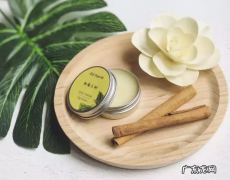 香膏正确使用方法 固体香水膏怎么使用