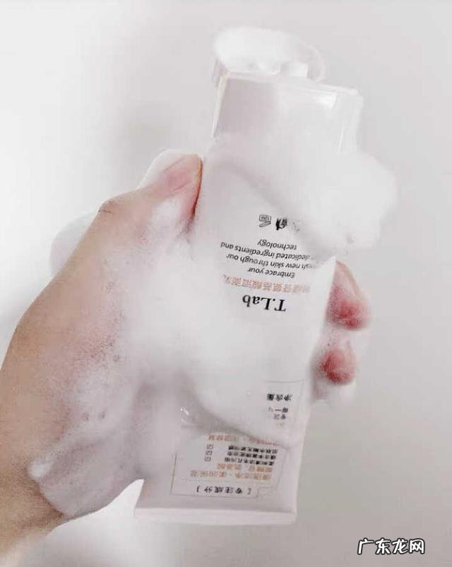 你认为护肤品可以祛斑祛痘使人变漂亮吗