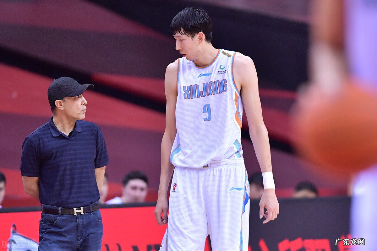 再就业!周琦正式加盟墨尔本凤凰 签约2年第二年球员选项