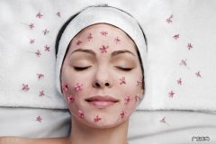 敷面膜最佳时间段 早上敷面膜好还是晚上敷面膜好