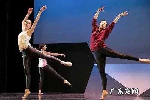 跳舞使人心情愉悦的短句 【抖音文案】关于跳舞愉悦心情的短句