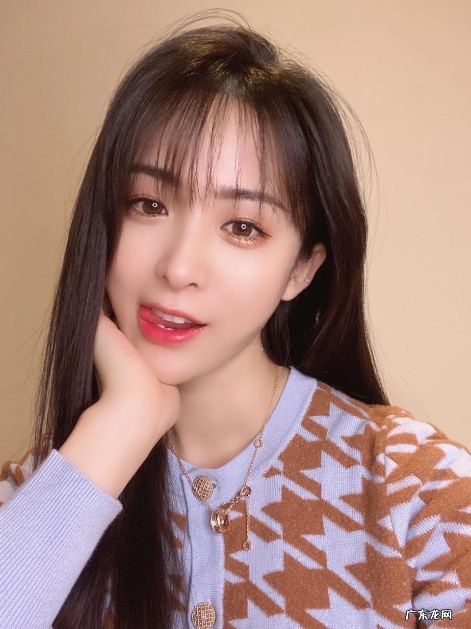 新人直播5个小技巧 直播话题怎么找