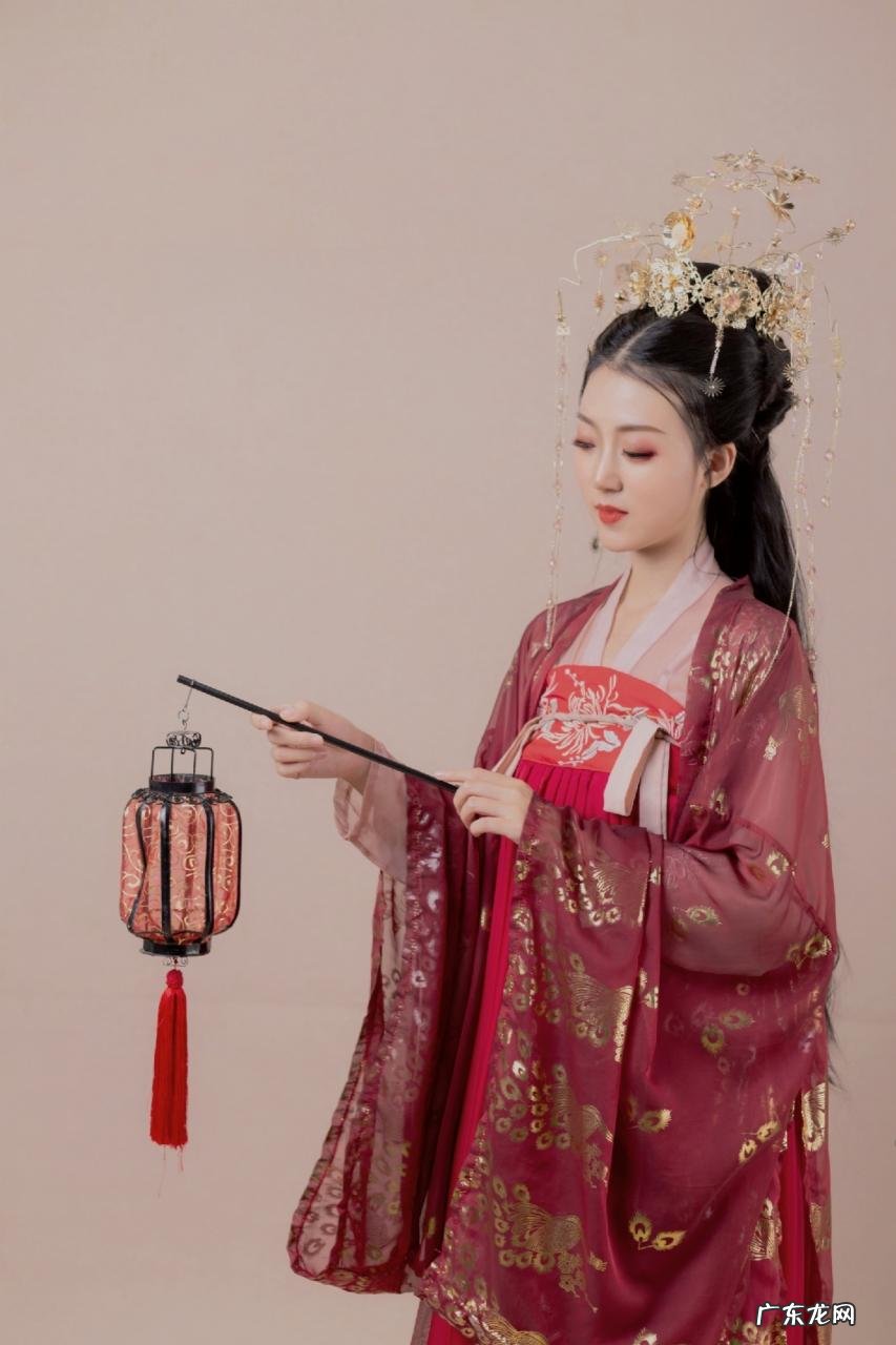 新人直播5个小技巧 直播话题怎么找