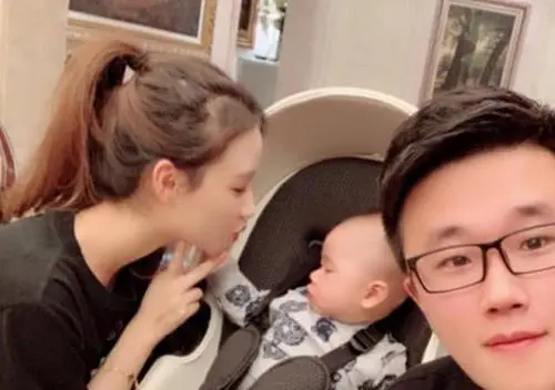 曝光雪梨直播成长历史 网红雪梨个人资料