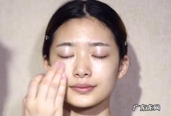 女士化淡妆的基本步骤 女生怎么化淡妆