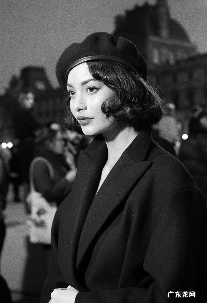 不同脸型戴贝雷帽的方法 贝雷帽怎么戴好看