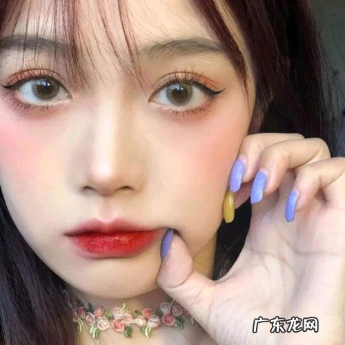 女生发自拍的高级文案短句 【抖音文案】女生发自拍的高级文案