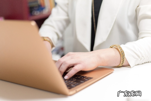 五个学校门口赚钱的小生意 大学附近开什么店好