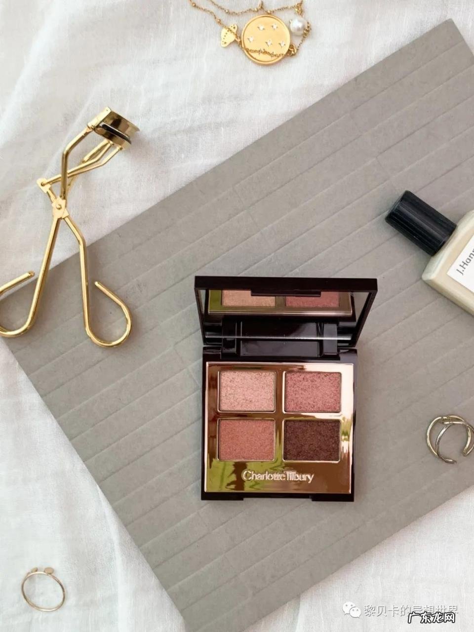 化妆必备化妆工具清单 彩妆用品有哪些东西