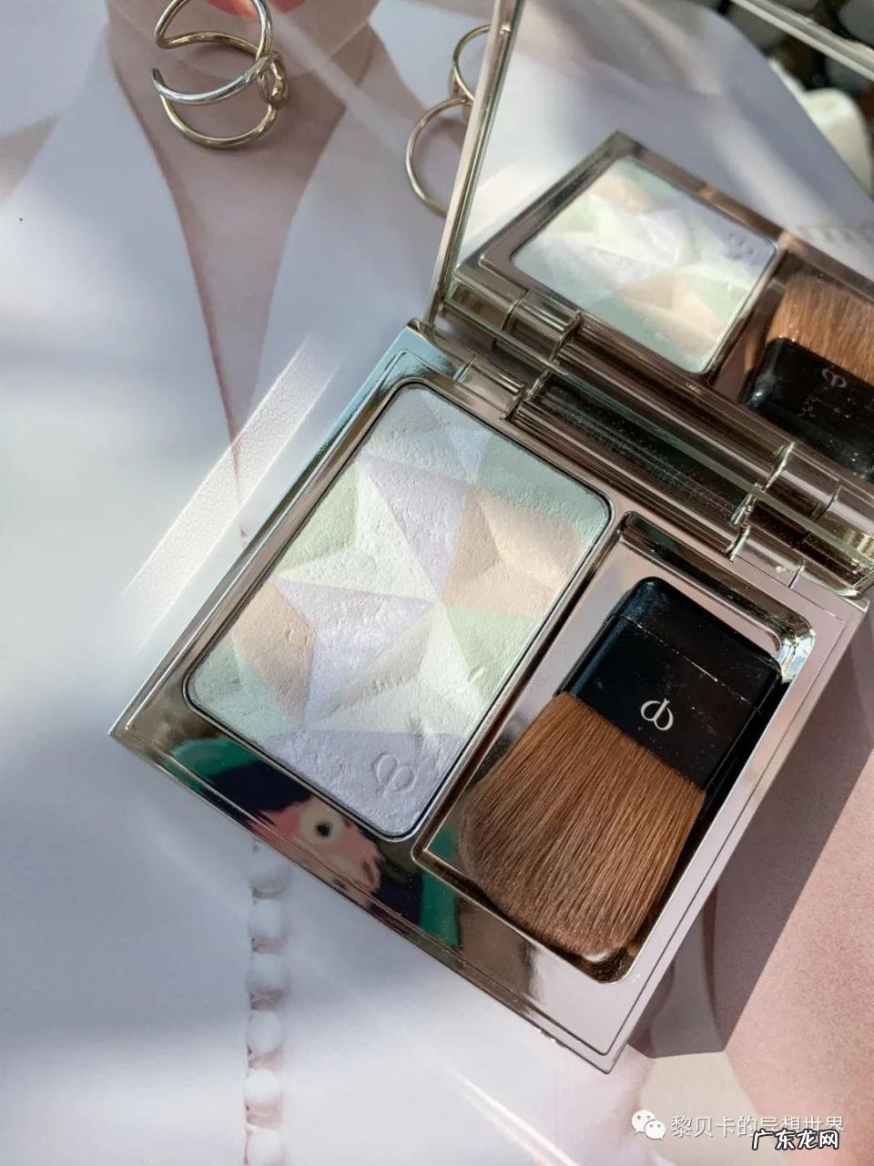 化妆必备化妆工具清单 彩妆用品有哪些东西