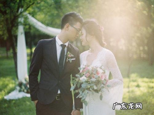朋友圈发婚纱照配的句子 【抖音文案】配婚纱照的文艺句子