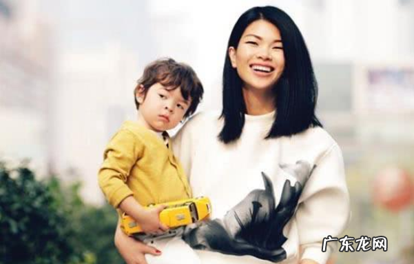 从底层逆袭成功的8位明星 草根明星的人物有哪些