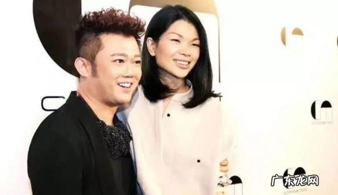 从底层逆袭成功的8位明星 草根明星的人物有哪些